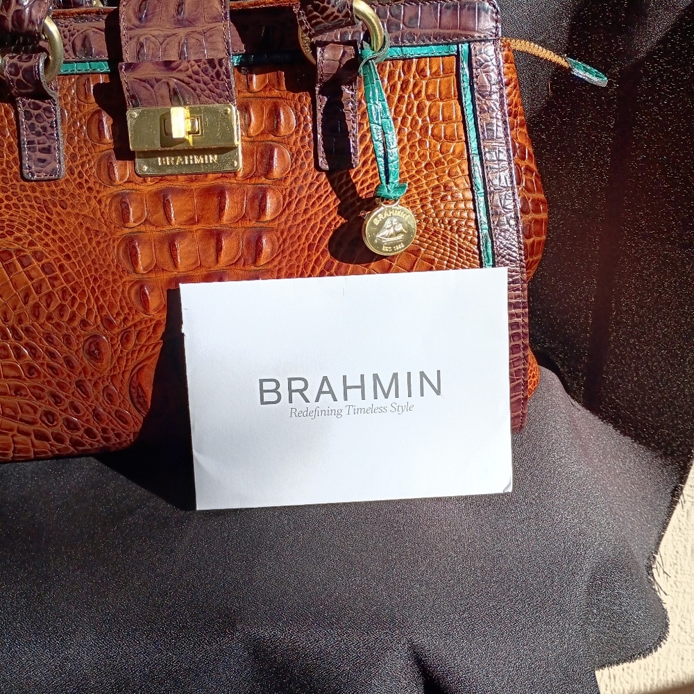 Handbag - Picture 3 of 4